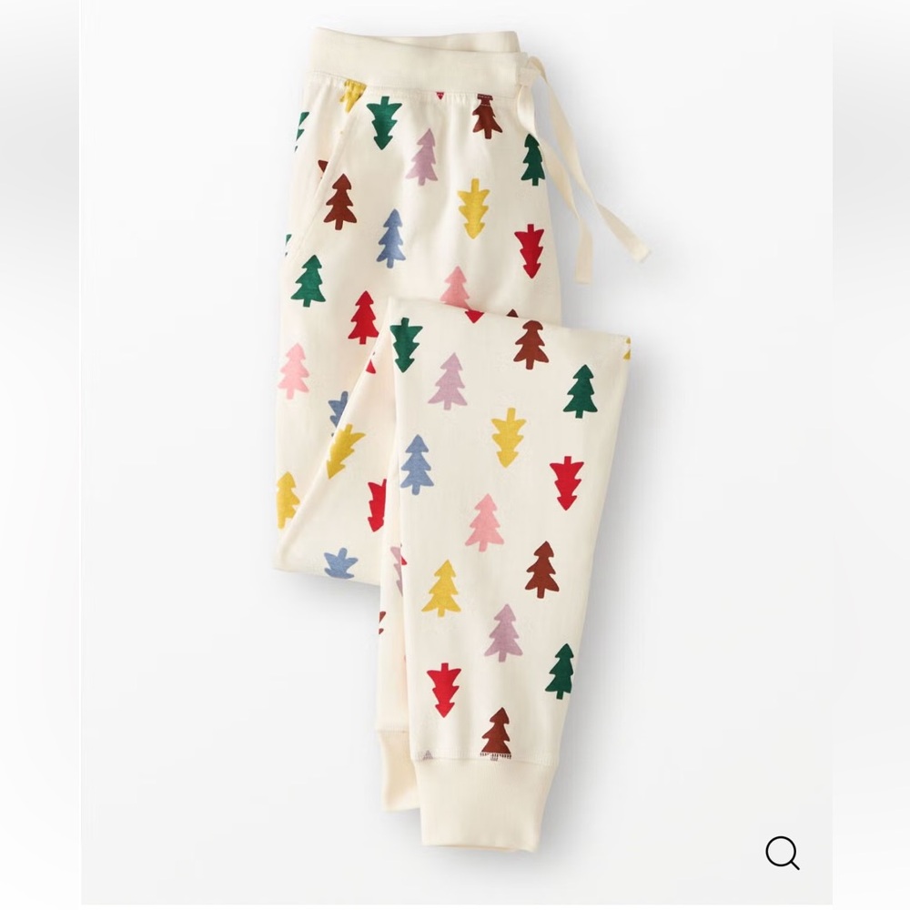 *Hanna Andersson Christmas Colorful Tree Print Jogger Pajamas